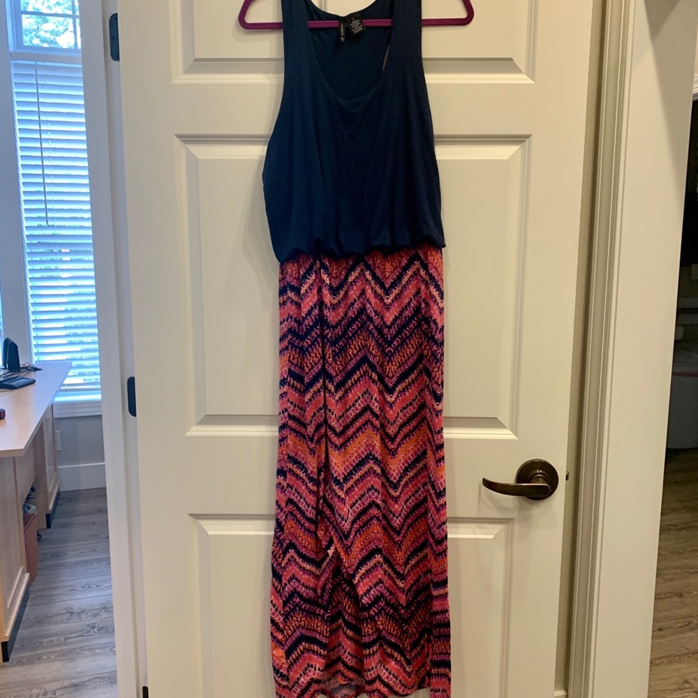 Sleeveless Maxi Dress Sz LG Navy & Pink - Picture 2 of 7